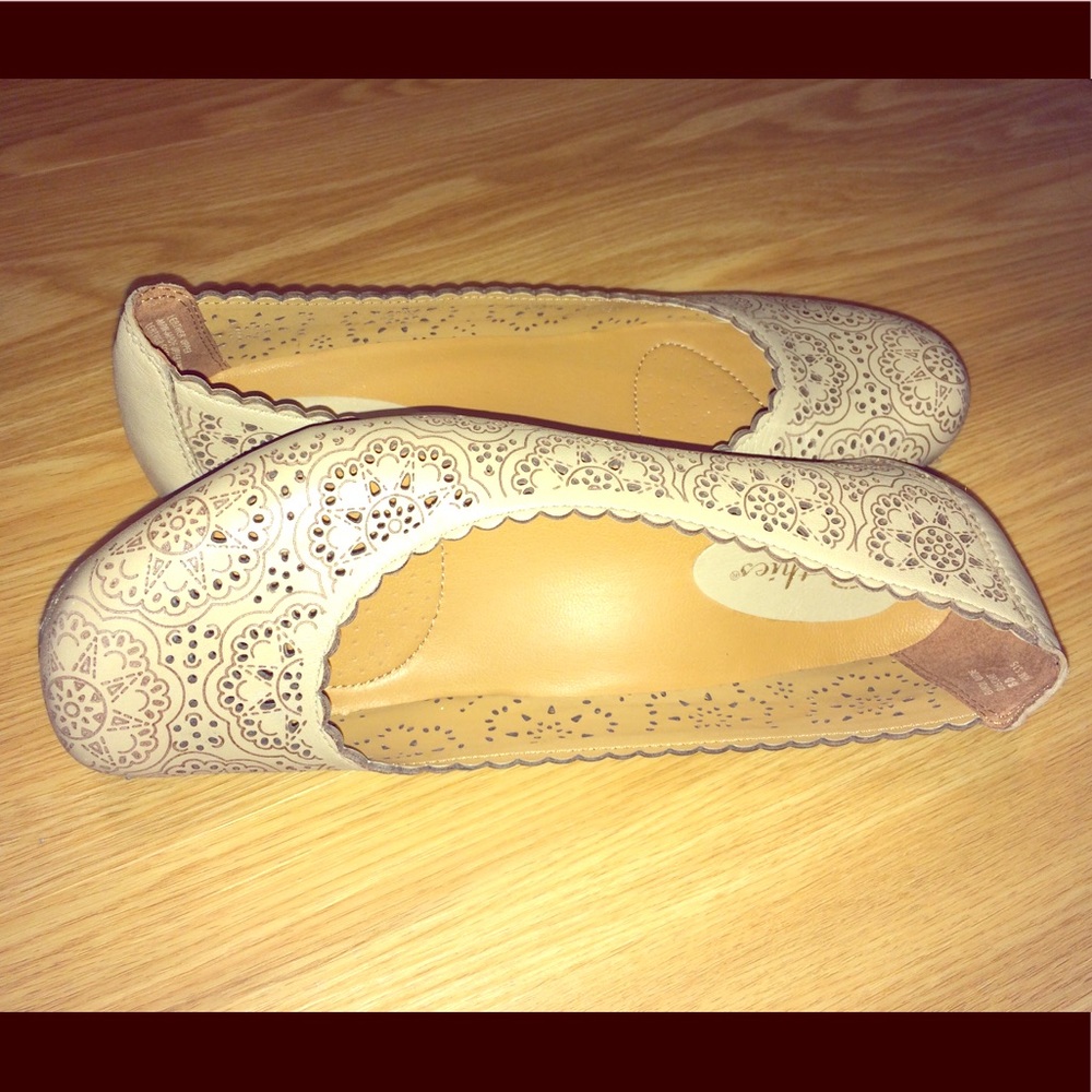Earthies shoes size 8.5